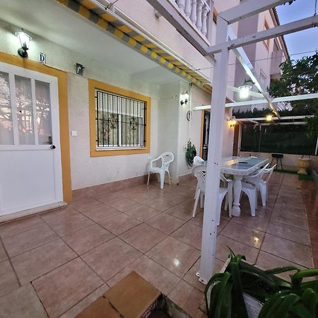 Apartamento Bajo Con Terraza Y Piscina Torrevieja Buitenkant foto