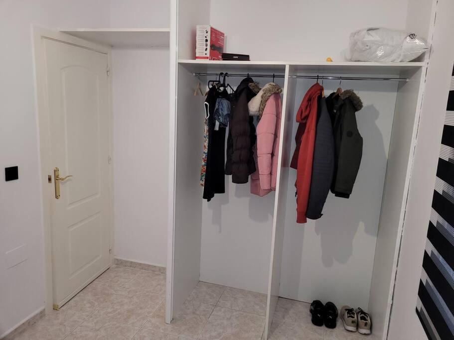 Apartamento Bajo Con Terraza Y Piscina Torrevieja Buitenkant foto