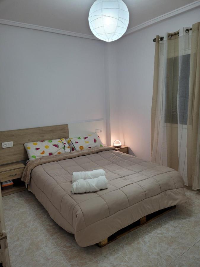 Apartamento Bajo Con Terraza Y Piscina Torrevieja Buitenkant foto